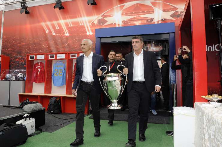 BOLOGNA, ITALY - SEPTEMBER 28: Fabrizio Ravanelli (L) and Gianluca Pagliuca hold the trophy during the UEFA Champions League Trophy Tour 2012/13 on September 28, 2012 in Bologna, Italy.
