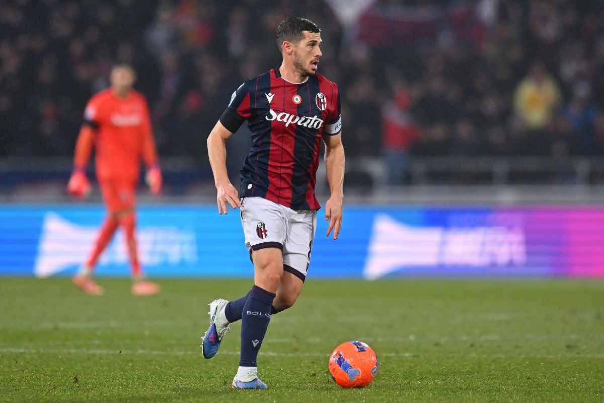 Remo Freuler in azione durante Bologna-Fiorentina