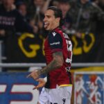 Calafiori esulta dopo un gol