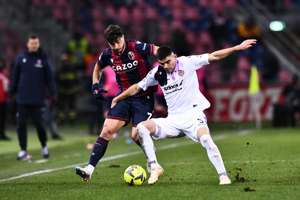 Orsolini in azione contro la Cremonese