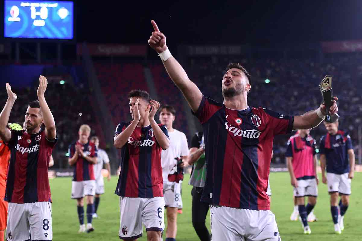 Riccardo Orsolini festeggia la vittoria dopo Bologna-Como
