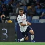 Riccardo Orsolini esulta dopo il gol in Napoli-Bologna