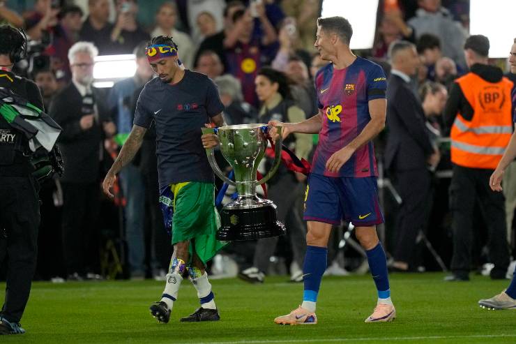 Lewandowski con la Coppa