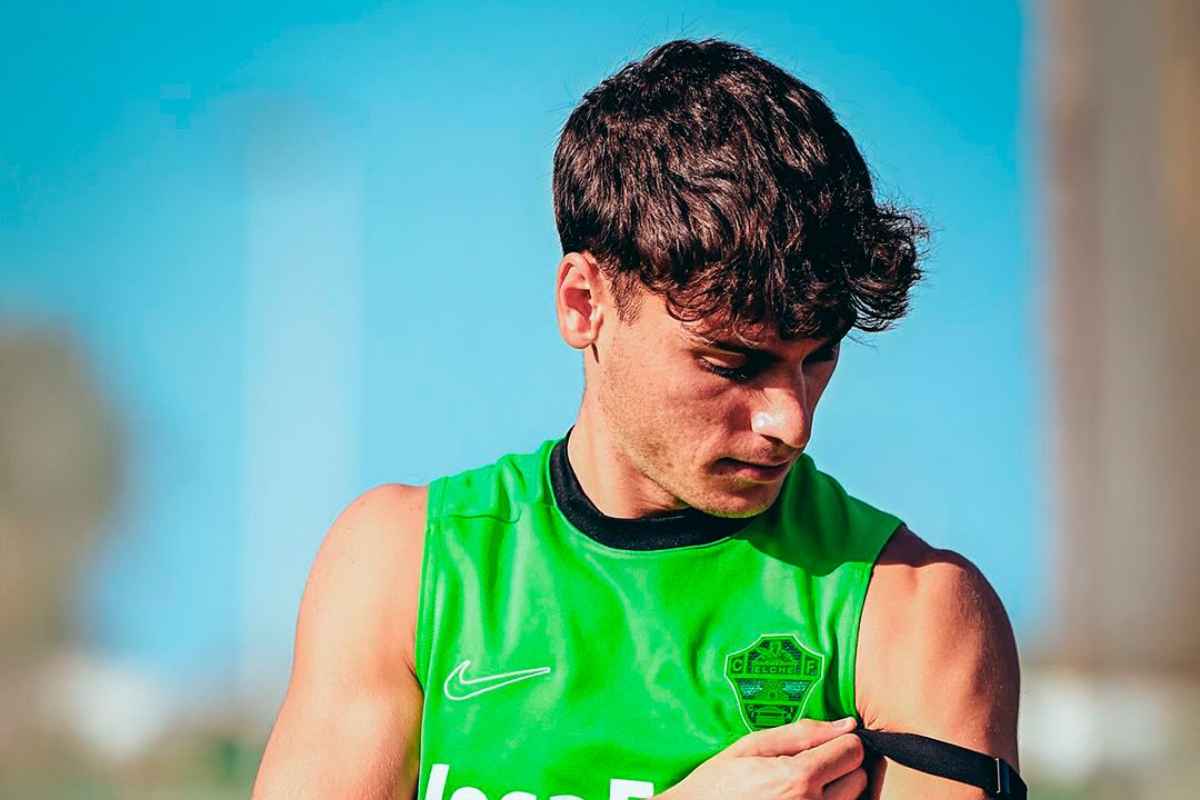 Rodri Mendoza in primo piano