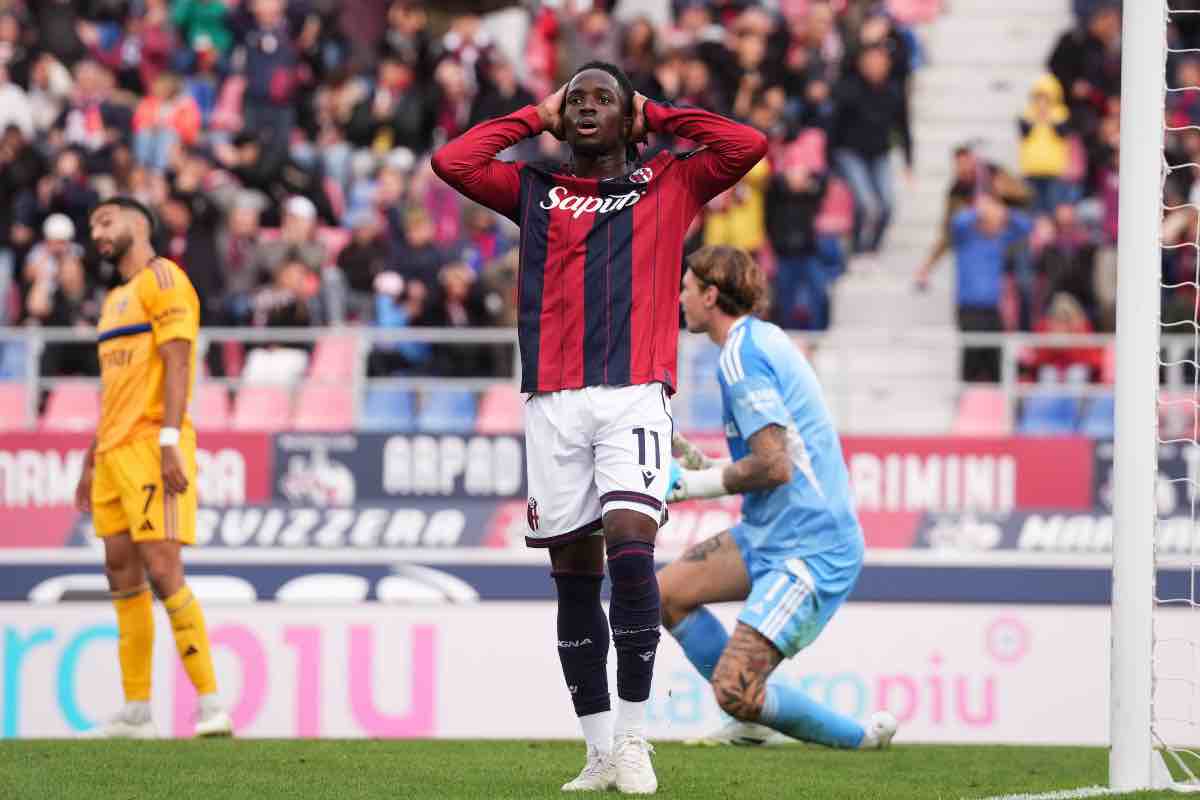 Rowe disperato dopo l’errore sotto porta contro il Pisa