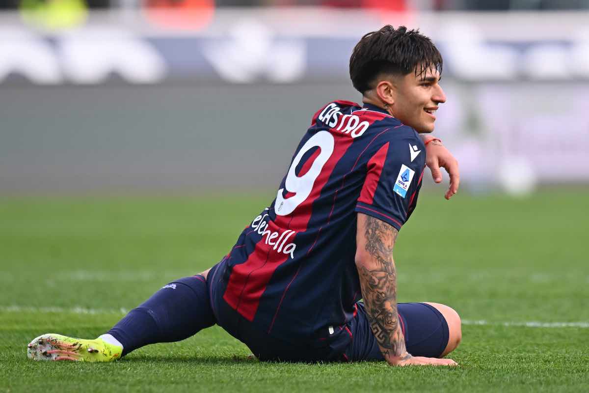 Santiago Castro durante Bologna-Hellas Verona