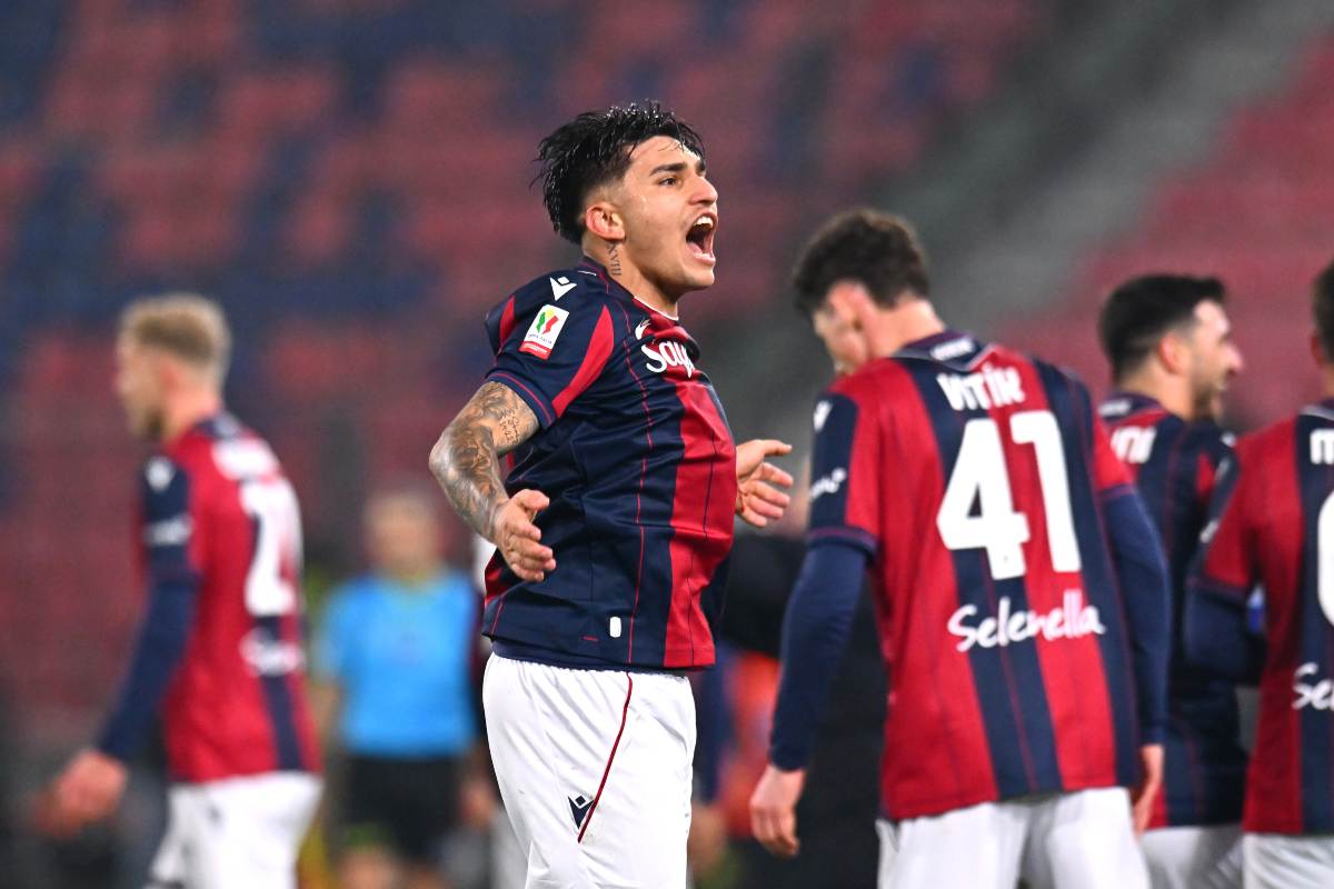 Il Bologna blinda Santiago Castro: ufficiale il rinnovo di contratto