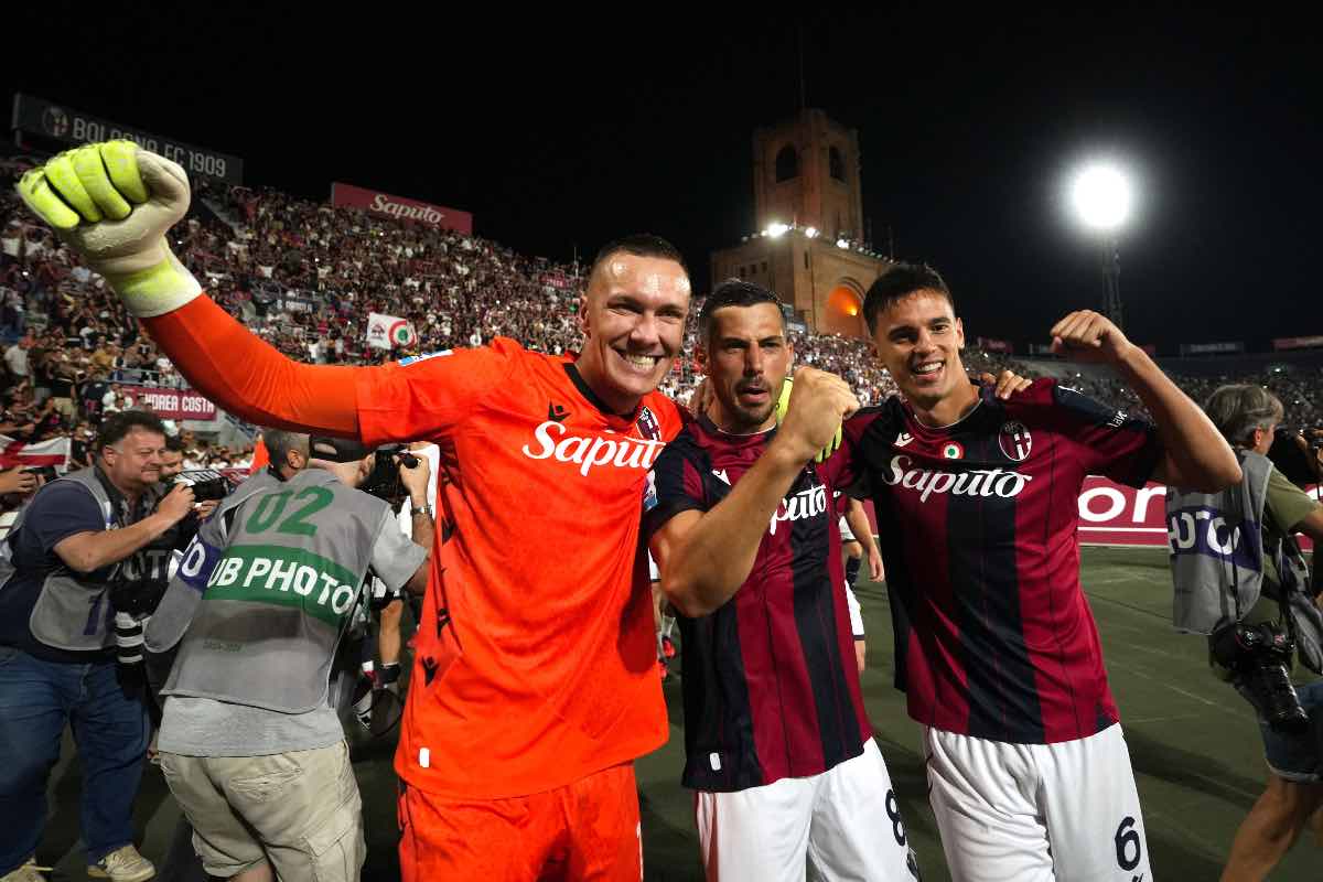 Skorupski, Freuler e Moro festeggiano la vittoria sul Como
