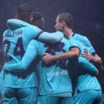 Il Bologna esulta dopo il gol