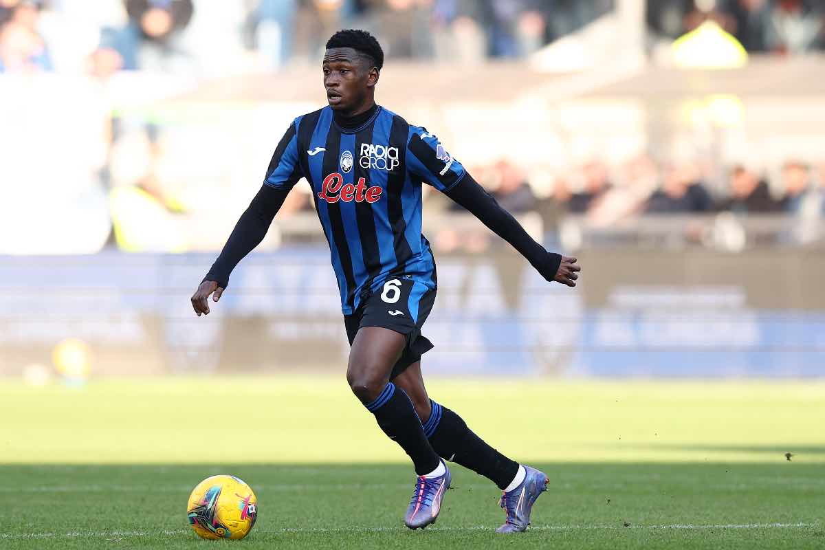 Ibrahim Sulemana in azione con la maglia dell’Atalanta