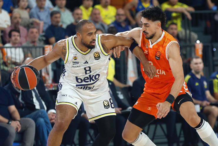 Talen Horton Tucker contro Valencia