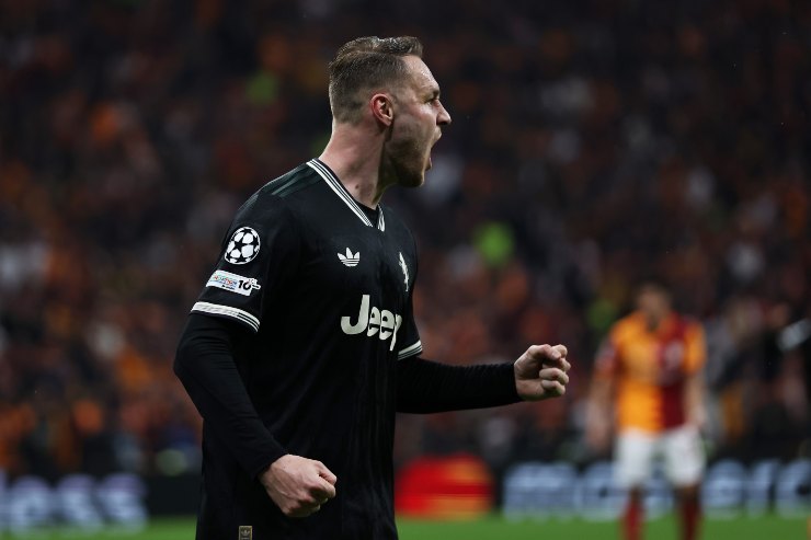 Koopmeiners esulta dopo il gol