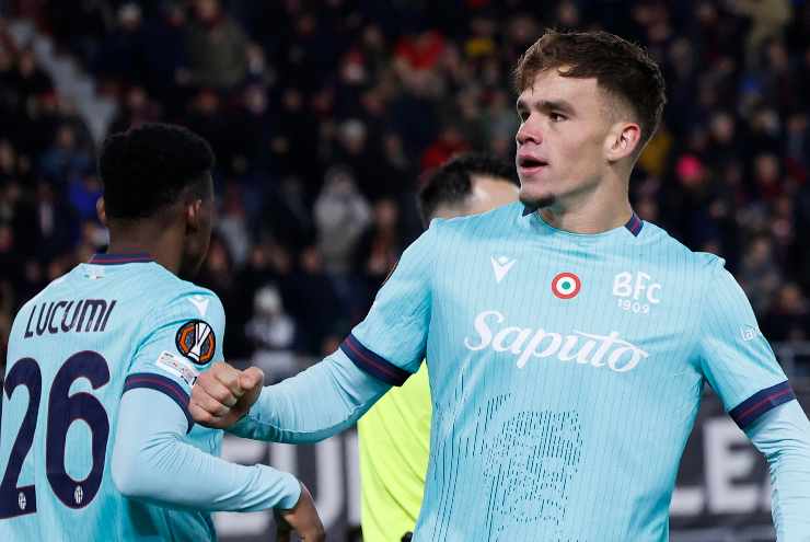 Thijs Dallinga esulta dopo un gol