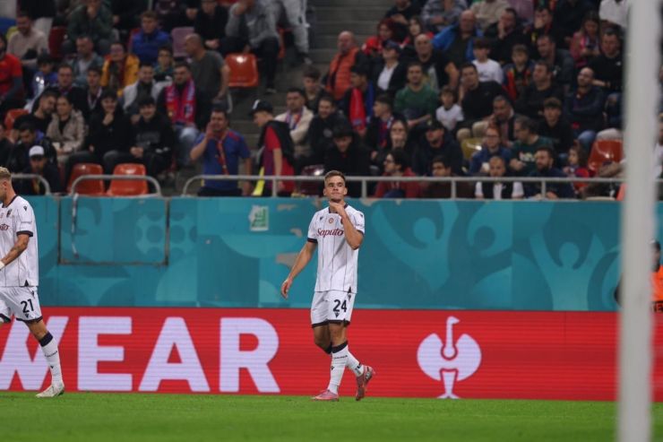 Dallinga esulta dopo il gol