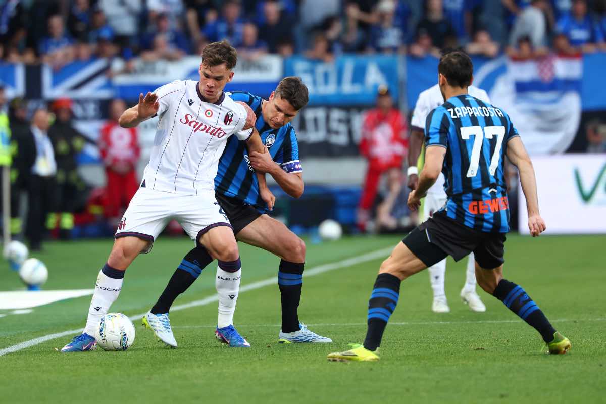 Thijs Dallinga in azione durante Atalanta-Bologna