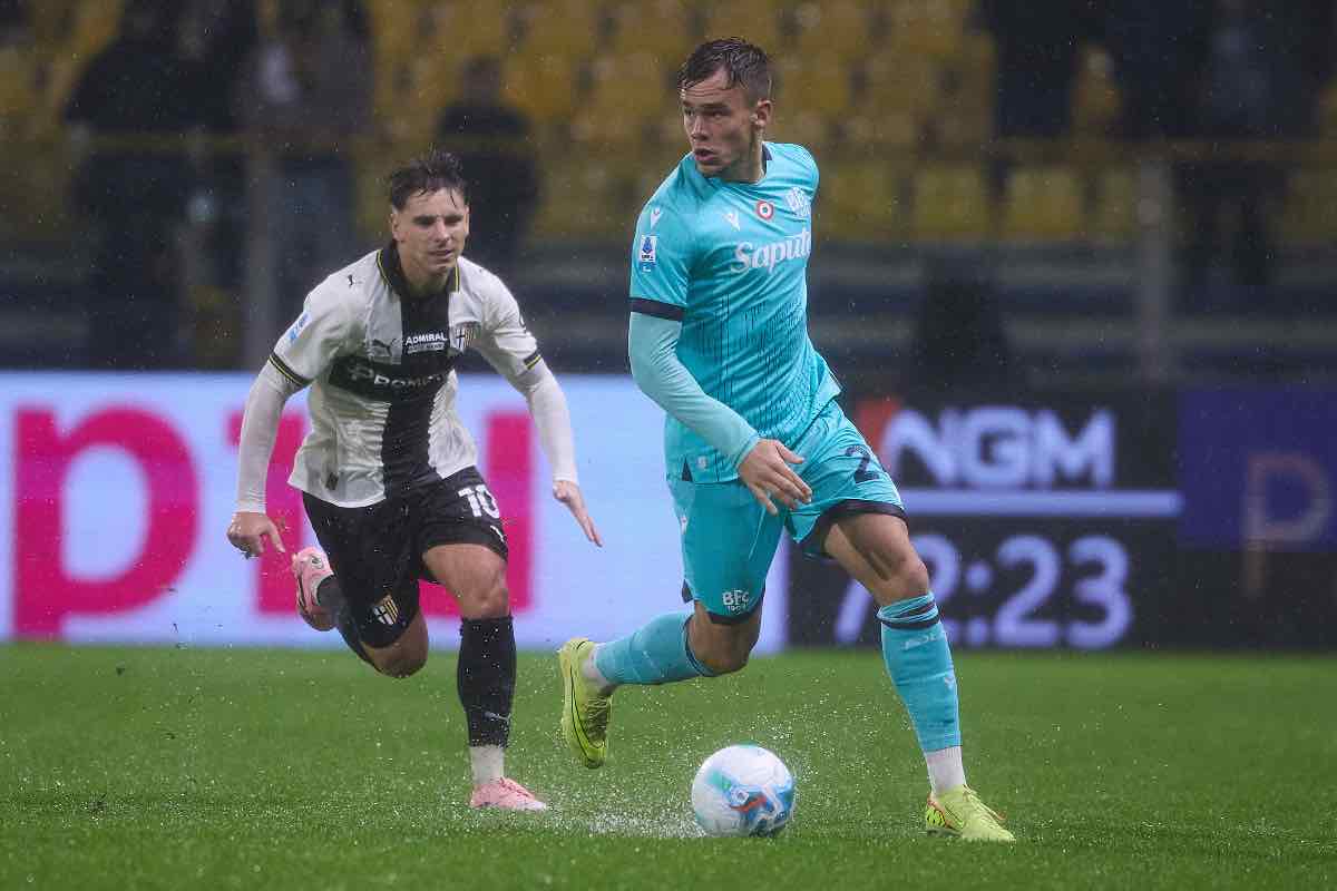 Thijs Dallinga durante Parma-Bologna