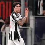 Tonali applaude il pubblico