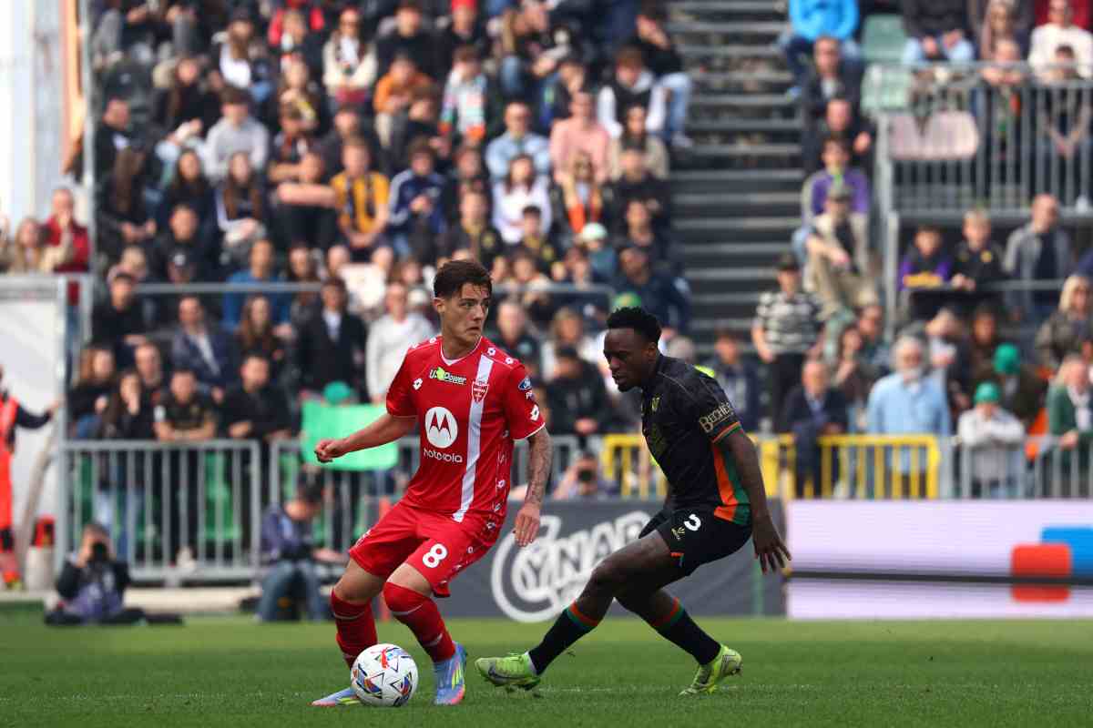 Kacper Urbanski in uscita dal Bologna
