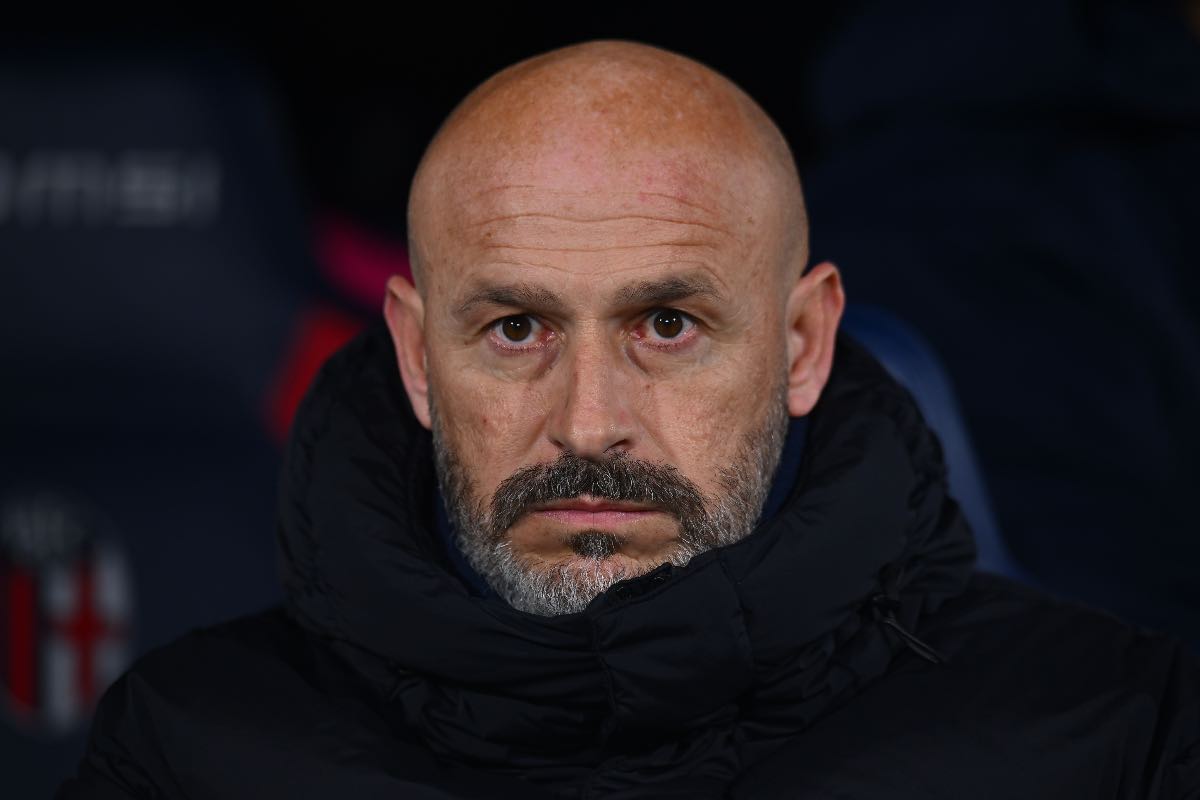 Vincenzo Italiano in primo piano durante Bologna-Lazio