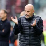 Vincenzo Italiano applaude