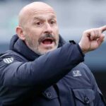 Vincenzo Italiano dà indicazioni