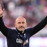 Vincenzo Italiano durante la premiazione