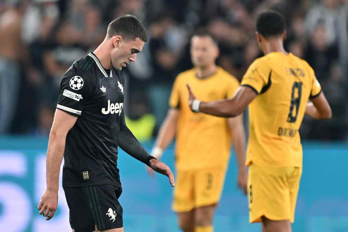 Vlahovic con la testa bassa