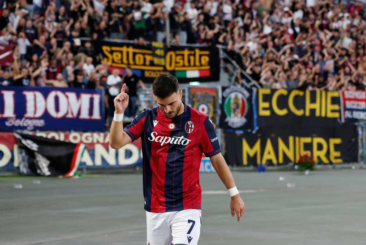 Riccardo Orsolini sotto la curva