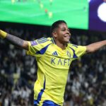 Wesley Gassova esulta dopo il gol