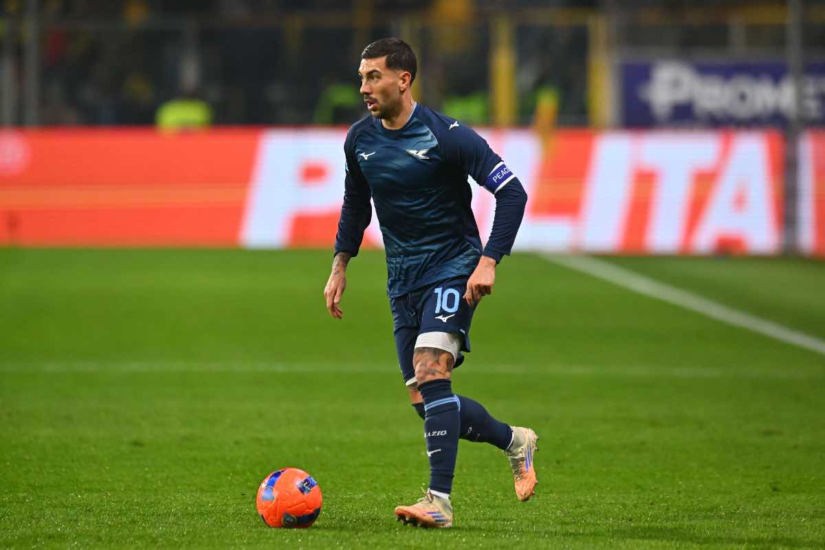 Mattia Zaccagni in azione durante Parma-Lazio