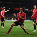 Zirkzee esulta dopo il gol in Real Sociedad-Manchester United