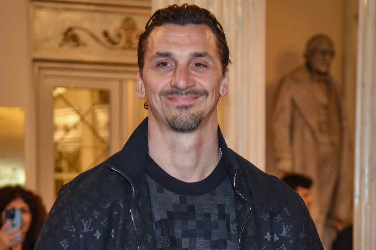 Zlatan Ibrahimovic sorride