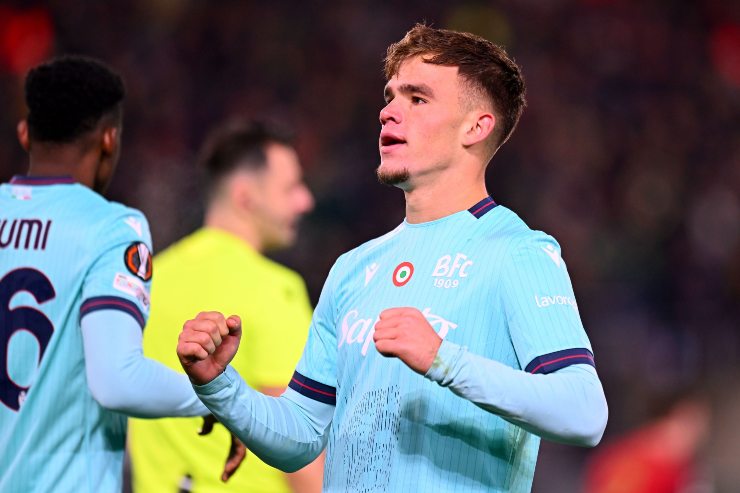 Thijs Dallinga con la maglia del Bologna