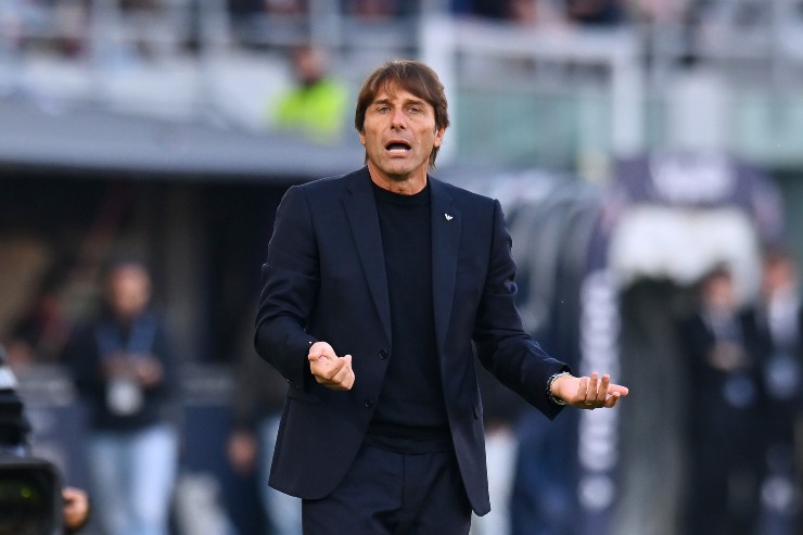 Antonio Conte durante Bologna-Napoli