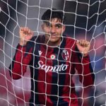 Santiago Castro con la maglia del Bologna
