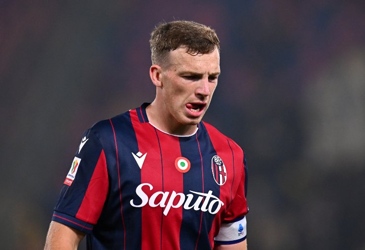 Lewis Ferguson con la maglia del Bologna