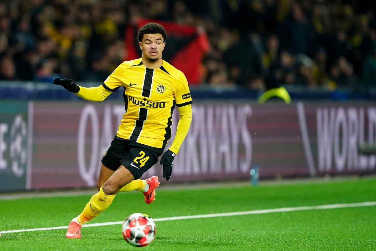Athekame con la maglia dello Young Boys