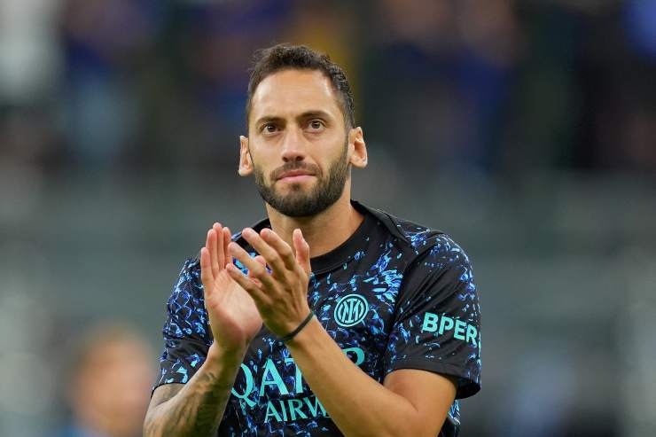 Calhanoglu in azione