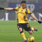 Krjstian Asllani, obiettivo di mercato per il centrocampo del Bologna
