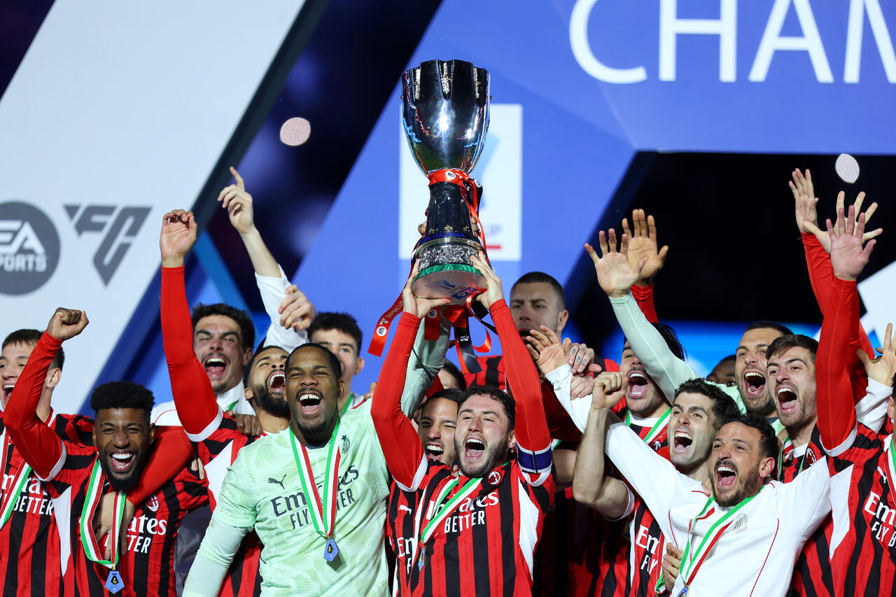 Calabria alza la Supercoppa con il Milan