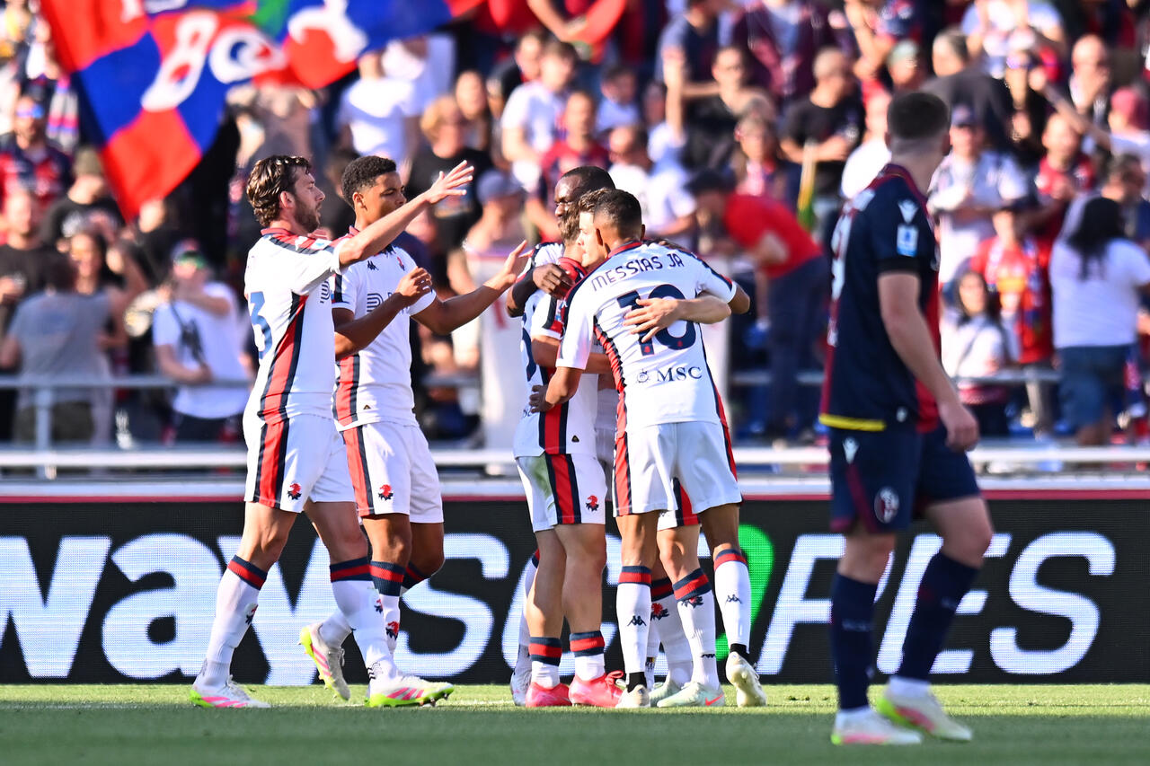 Il Genoa festeggia dopo il gol (Photo by Alessandro Sabattini/Getty Images Via OneFootball)