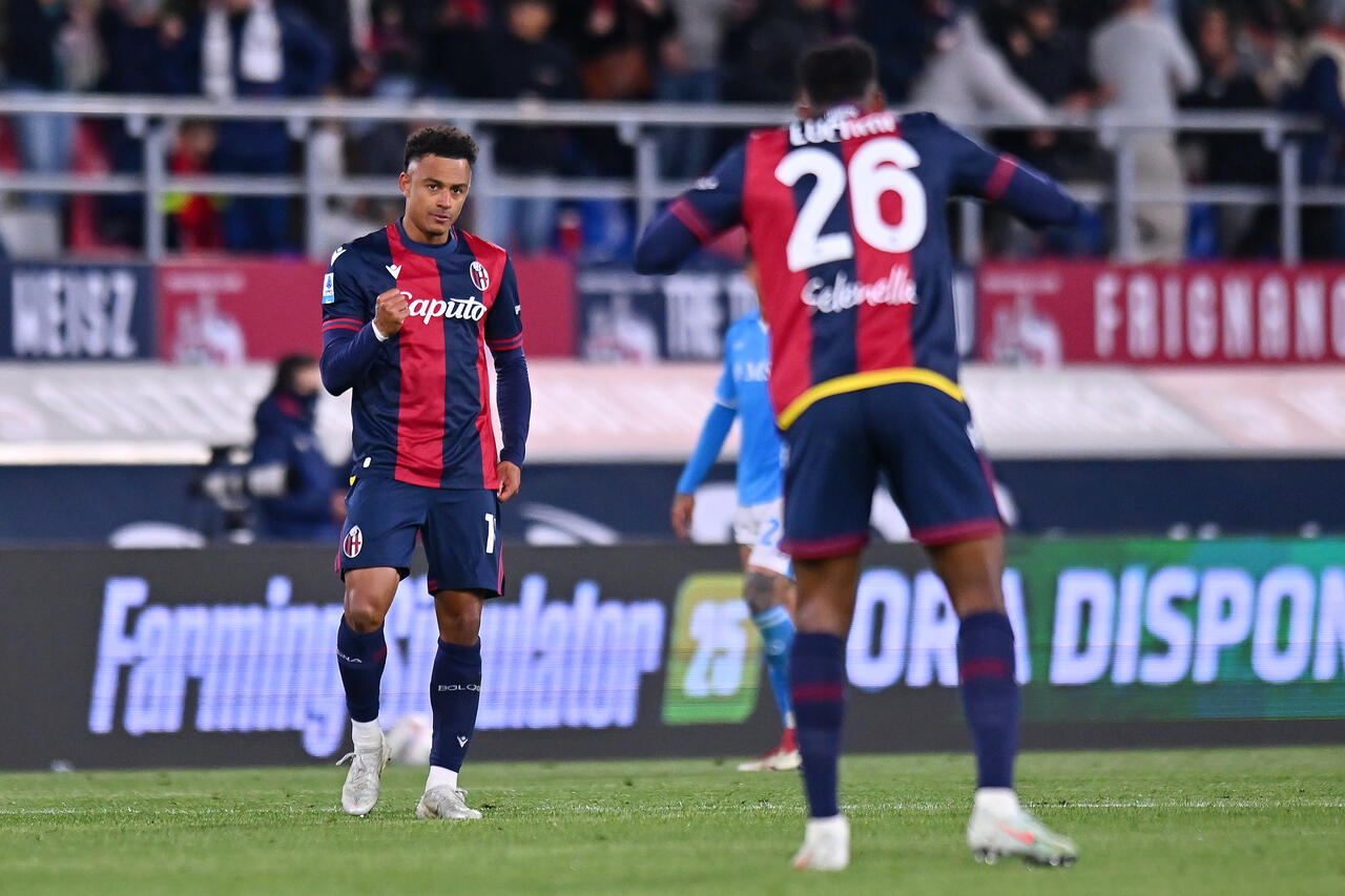 Jhon Lucumì e Dan Ndoye (Photo by Alessandro Sabattini/Getty Images Via OneFootball)