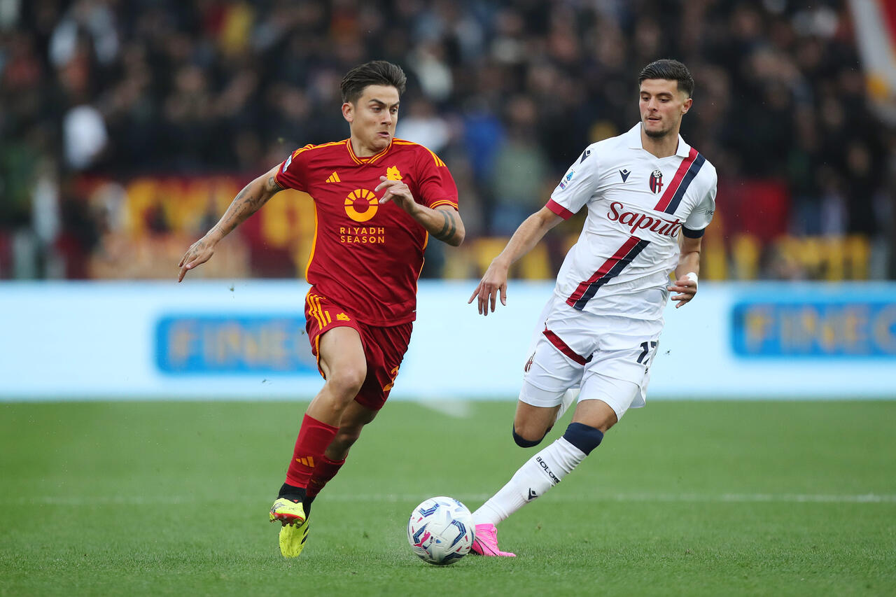 Oussama El Azzouzi, Paulo Dybala