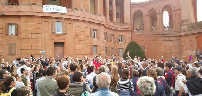 Tifosi a San Luca per Mihajlovic