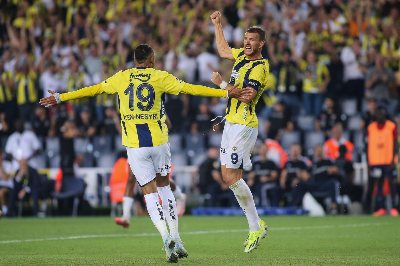 Edin Dzeko esulta dopo un gol (Photo by Ahmad Mora/Getty Images Via OneFootball)