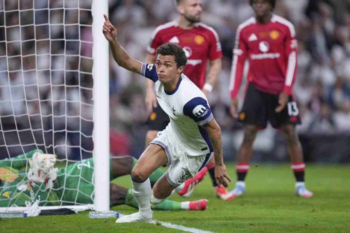 Johnson esulta dopo un gol