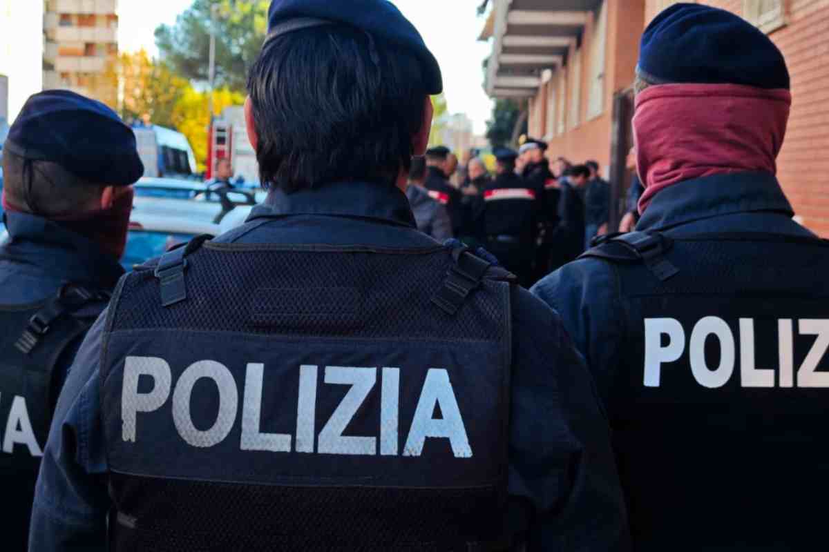 Polizia in primo piano