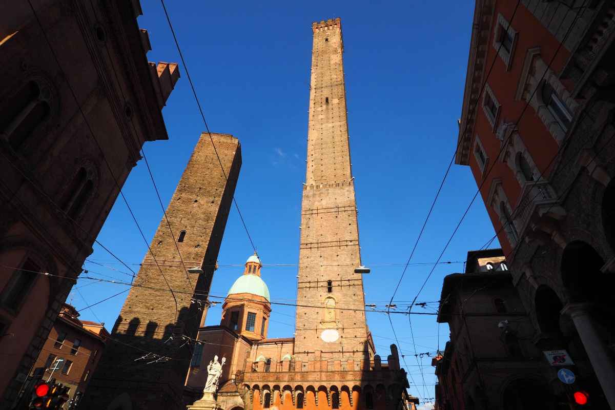 Trasferte di lavoro a Bologna: strategie per ottimizzare tempi e logistica 