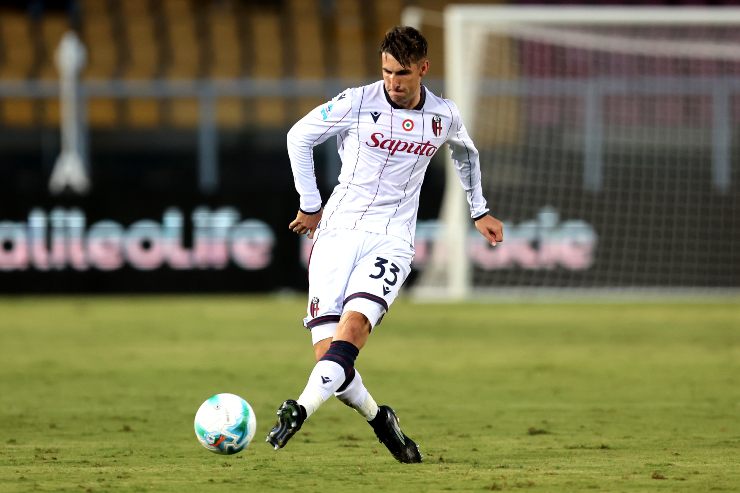 Juan Miranda con la maglia del Bologna